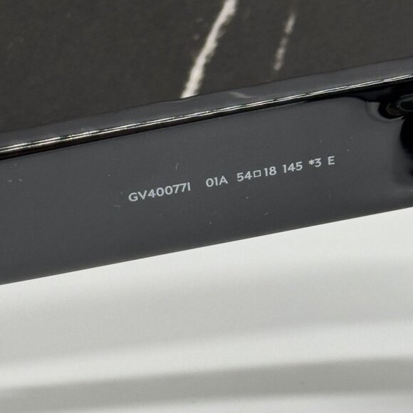 NEW GV40077I 01A GIVENCHY WOMEN SUNGLASSES BLACK EYEWEAR GIVENCHY - Picture 8 of 10